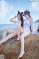 Coser @ 抖 娘 - 利 世: 獒 犬 海边 泳装 (41 photos)